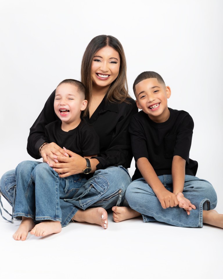 est Photographer in Hamilton NJ - Quinceañeras, Portraits, Maternidad, Cumpleaños and Weddings