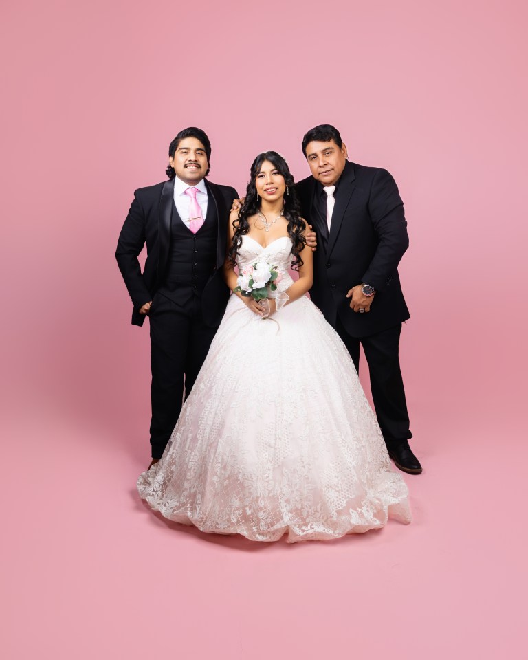 Best Photographer in Hamilton NJ - Quinceañeras, Portraits, Maternidad, Cumpleaños and Weddings
